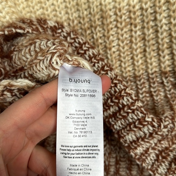 b.young Byomia Brown, Cream & Tan Knitted Tank Top - Picture 6 of 7
